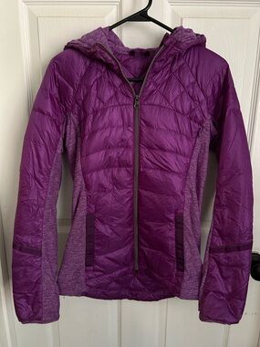 Lululemon Down For a Run Purple Jacket Womens Size 4 Goose Down Fill